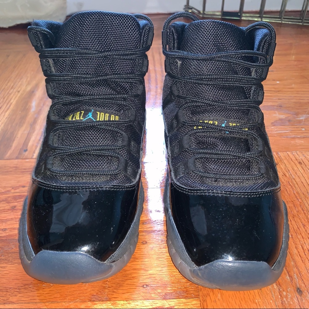 Jordan Gamma 11’s size 4.5Y